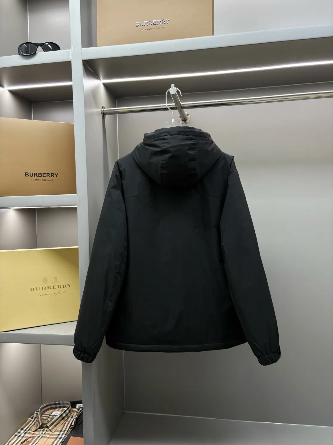 Zegna New Arrival ， Classic ， 。 ， ， ， ， ， ， ： 、 、Classic ， 。 ， ， 。 Size：M-XXXL ：Black